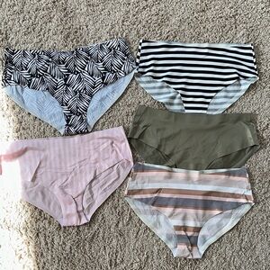 Women’s  Seamless Hiphugger Culotte Classique Hipster -5 multiColor Pack.New